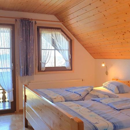 Dachsberg im SchwarzwaldHaus Am Kreuzbuehlアパートメント エクステリア 写真