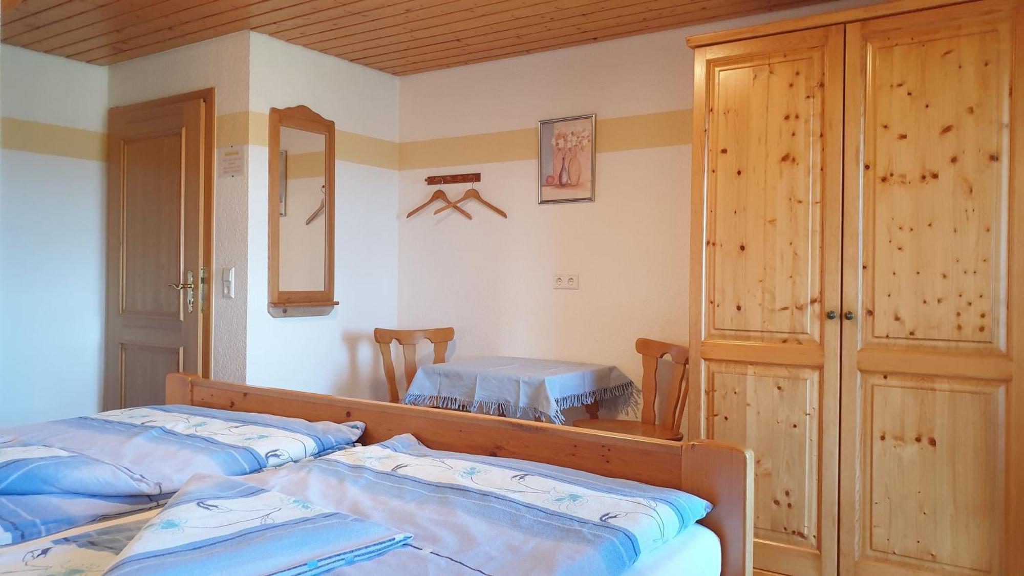 Dachsberg im SchwarzwaldHaus Am Kreuzbuehlアパートメント エクステリア 写真