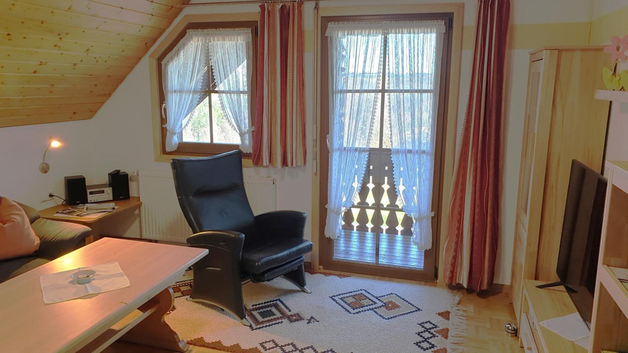 Dachsberg im SchwarzwaldHaus Am Kreuzbuehlアパートメント エクステリア 写真