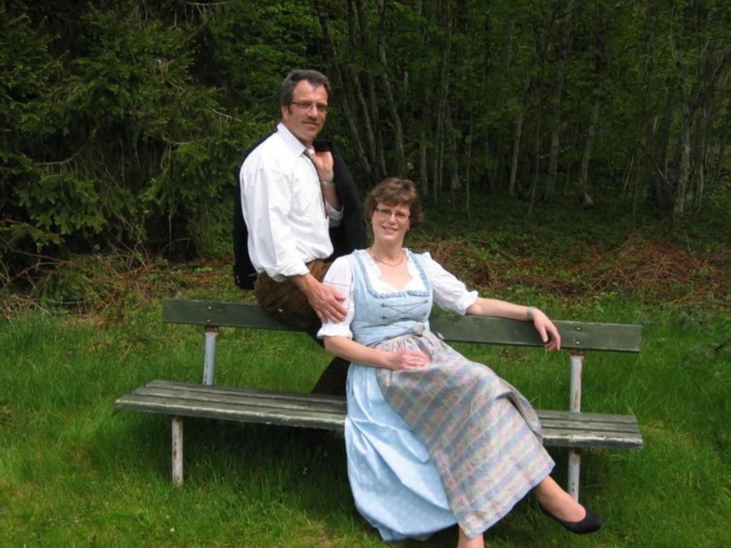 Dachsberg im SchwarzwaldHaus Am Kreuzbuehlアパートメント エクステリア 写真